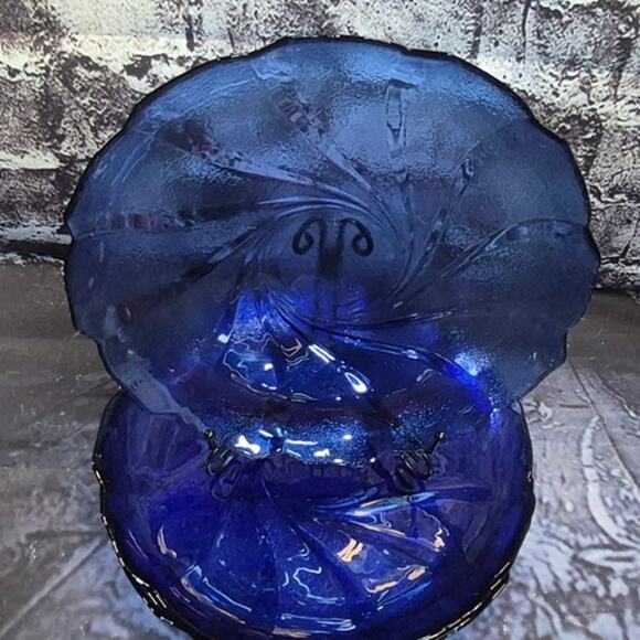 Vintage Set of 4 1960 Arcoroc france Cobalt blue Scalloped textured Glass Plates - Picture 2 of 7